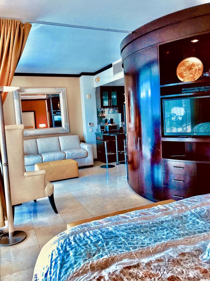 Apartment At De Soleil Hotel On Ocean Drive 마이애미 비치 외부 사진